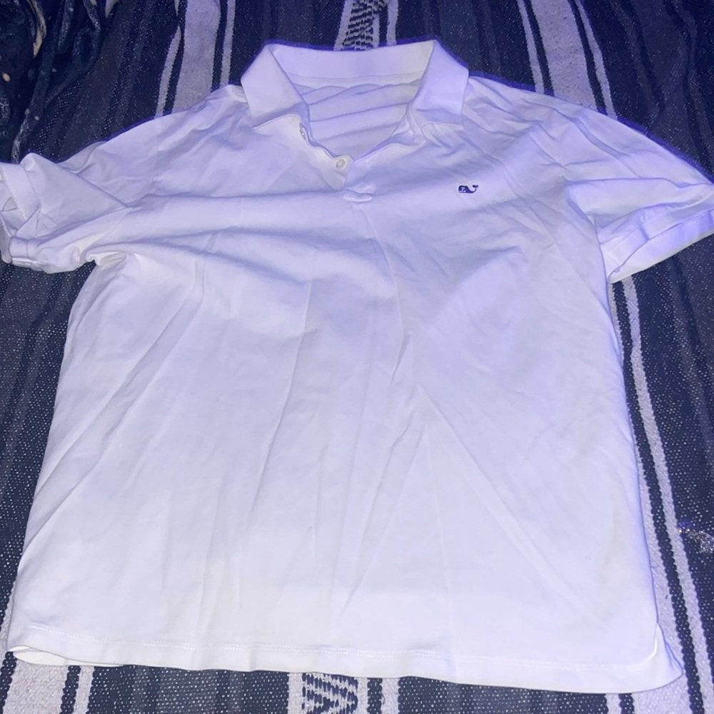 White collard shirt